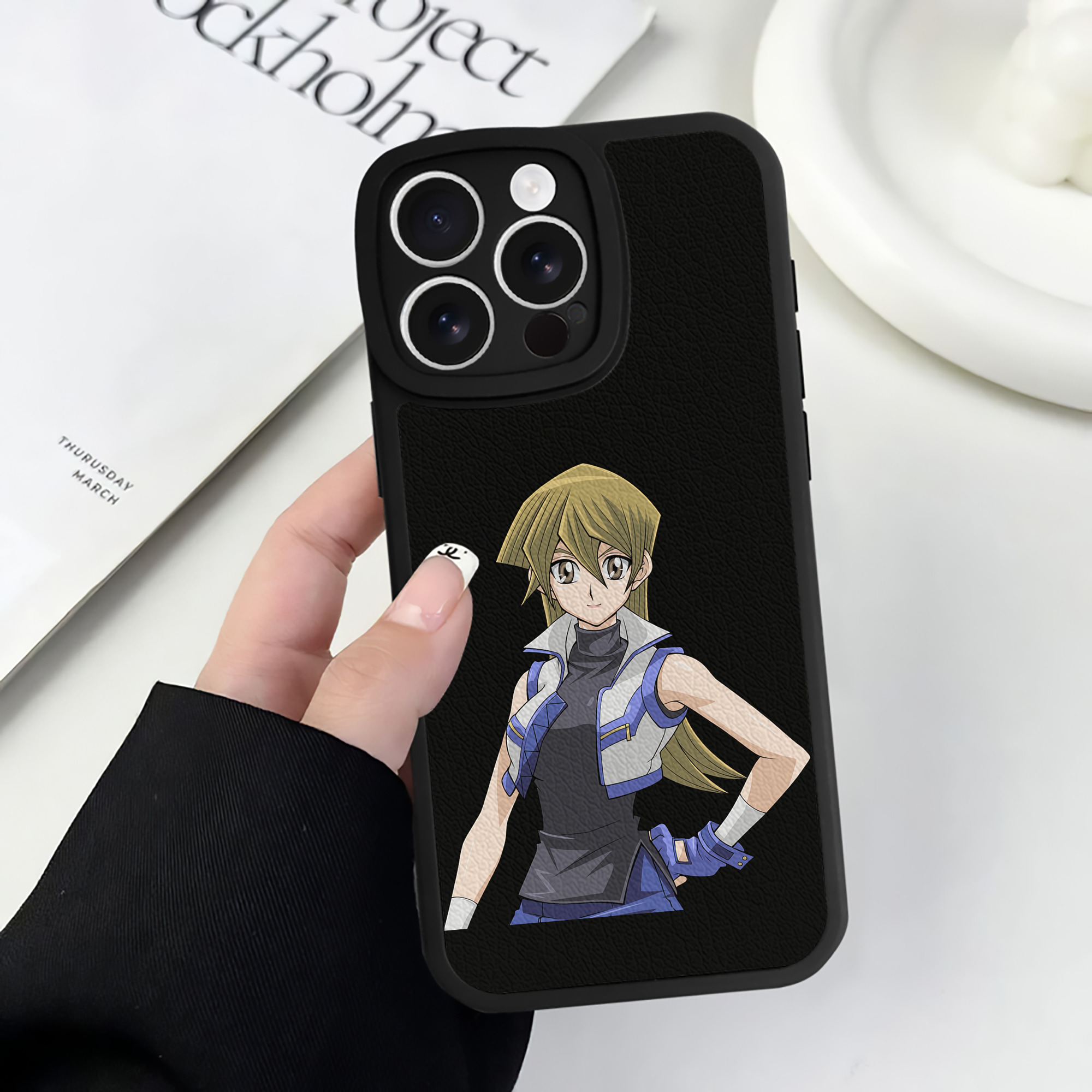 遊☆戯☆王 Yu-Gi-Oh! 【iPhone 16シリーズ対応】シリコンスマホケース（レザー調） 材質：シリコン